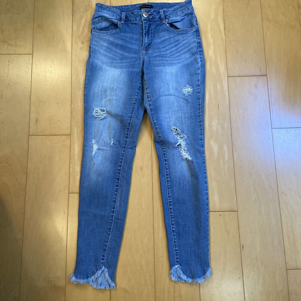 COOL SCALLOP HEM Catherine Malandrino Blue Distressed Jeans Size 6 Skinny Leg